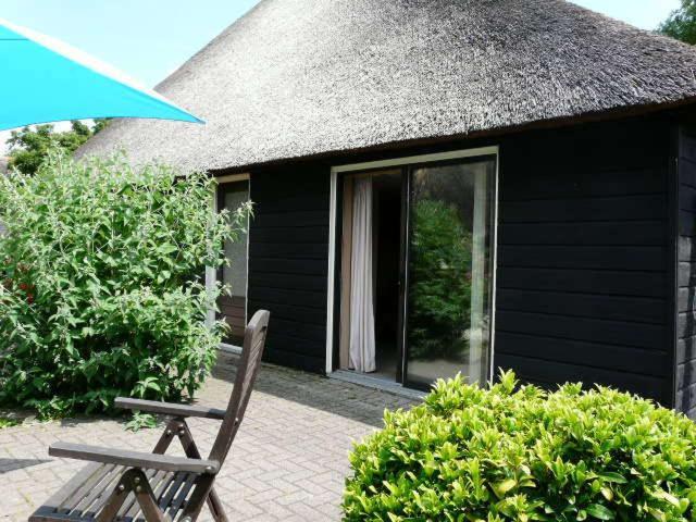 De Galeriet Giethoorn Bed & Breakfast Exterior photo